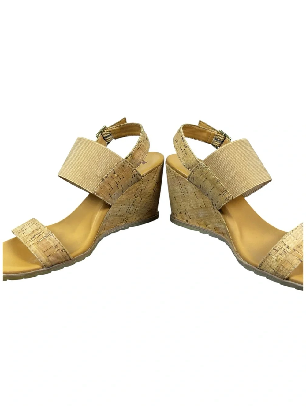Kork's - Strappy Cork Wedge
Sandals /Size 8M - Picture 8 of 9